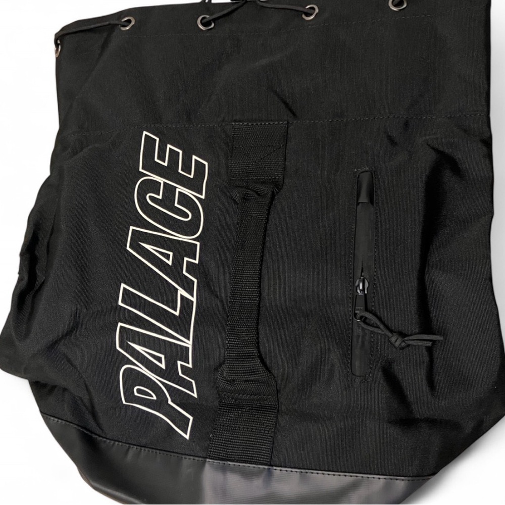 Palace skateboard rucksack backpack - Picture 3 of 5